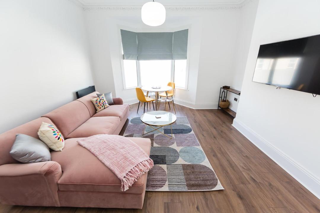Coastline Villas - Heart Of Redcar 1 & 2 Bed New Apartments, Ideal For Contractors And Holidayers Стая снимка